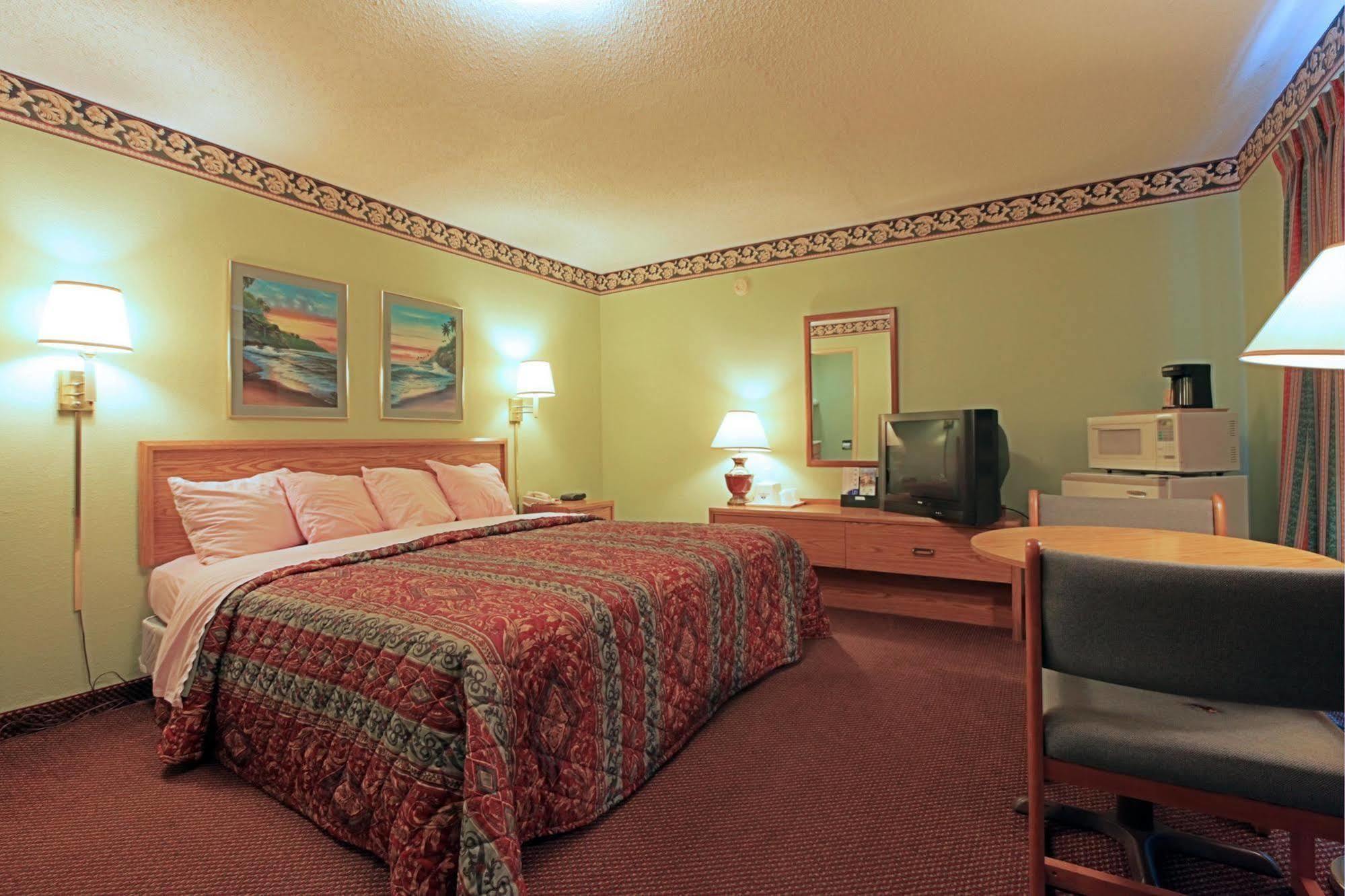 Regency Inn Fayetteville Habitación foto